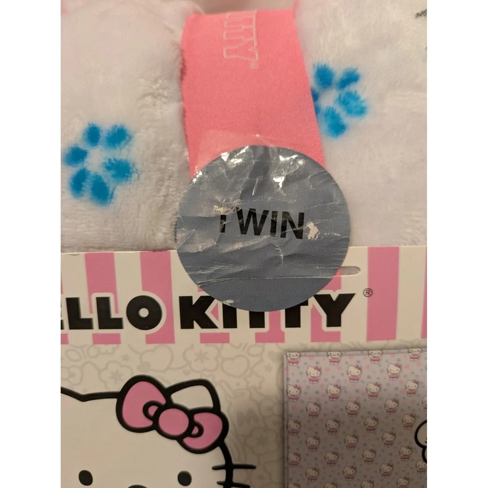 Sanrio Hello Kitty with‎ Pink Bow-Twin Blanket - 60in x 90in - NWT